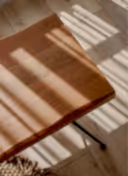 Metal ayaklı masif meşe bank